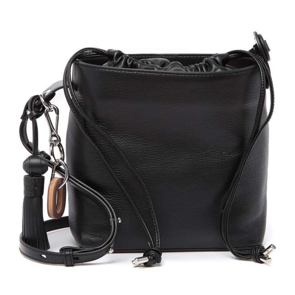 Vince Camuto Handbags - VINCE CAMUTO Leather Bucket Bag, New